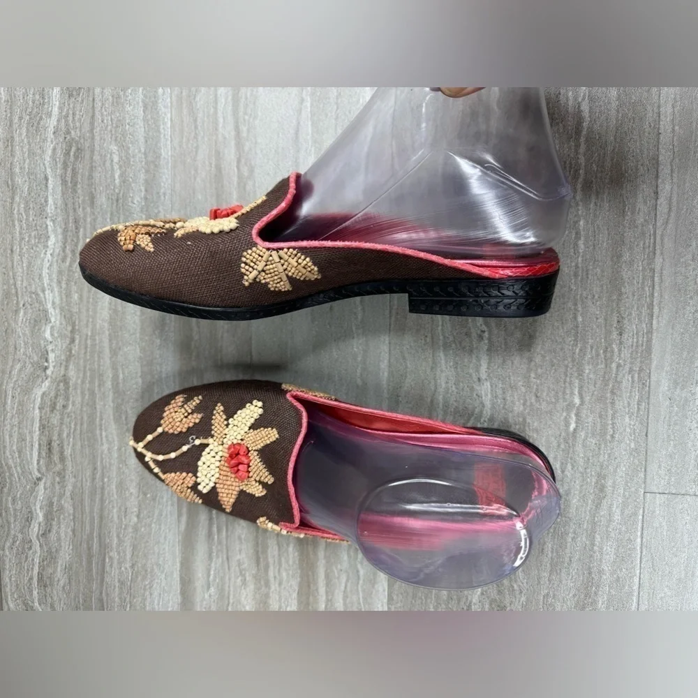 NEW* Beverly Feldman Beaded Canvas with Pink Snakeskin Trim Mules Womens Size 8 - Picture 4 of 12